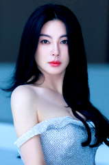 Zhang Yuqi