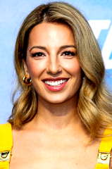 Vanessa Lengies profile picture