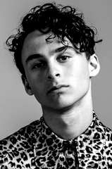 Wyatt Oleff profile picture