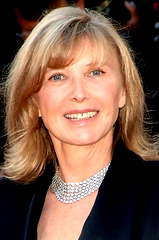 Aurore Clément profile picture