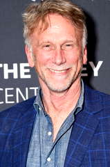 Peter Horton profile picture