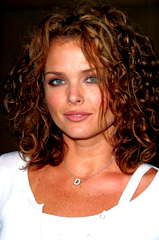 Dina Meyer profile picture