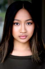 Chloe Adona profile picture