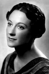 Elspeth Duxbury profile picture