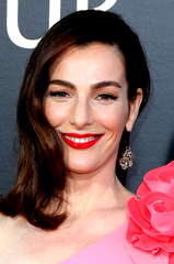 Ayelet Zurer profile picture