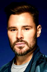 Patrick John Flueger profile picture