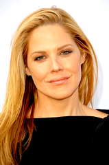 Mary McCormack profile picture