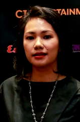 Tia Hasibuan