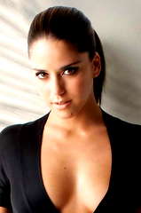 Ana Claudia Talancón profile picture