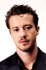 Joseph Quinn profile picture
