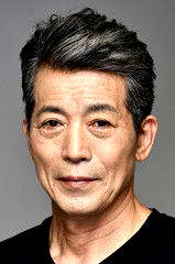 Tasuku Unou