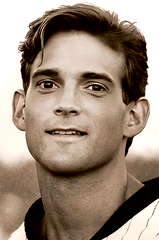 Dwier Brown profile picture