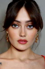 Ella Purnell profile picture