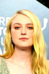 Dakota Fanning profile picture