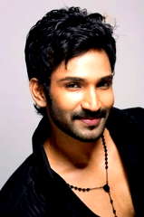 Aadhi Pinisetty profile picture