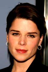 Neve Campbell profile picture
