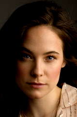 Caroline Dhavernas profile picture