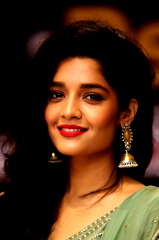 Ritika Singh profile picture