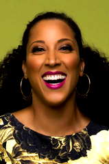 Robin Thede profile picture