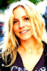 Luz Mandon profile picture