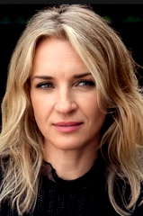 Ever Carradine profile picture