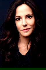 Mary-Louise Parker profile picture