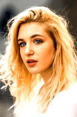 Sophie Nélisse profile picture