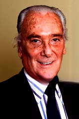 José Luis de Vilallonga profile picture