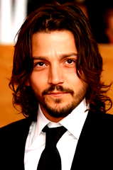 Diego Luna profile picture