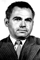 Nehemiah Persoff profile picture