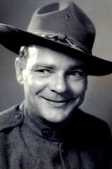 Russell Hopton profile picture