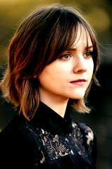 Tara Lynne Barr profile picture