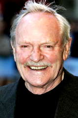 Julian Glover profile picture