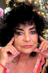Helena Kallianiotes