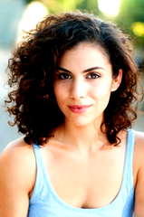 Andrea Sixtos profile picture