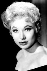 Joyce Jameson profile picture