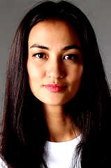 Atiqah Hasiholan profile picture