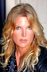 Louise Stratten profile picture