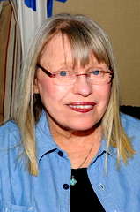 Louise Lasser profile picture