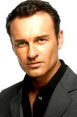 Julian McMahon profile picture