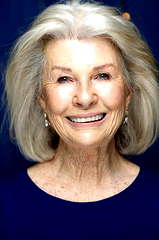 Robyn Nevin profile picture
