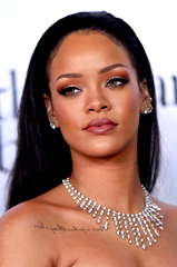 Rihanna profile picture