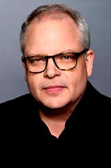 Manny Coto