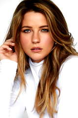 Danielle Stratton profile picture