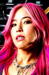 Mina Shirakawa
