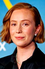 Hannah Einbinder