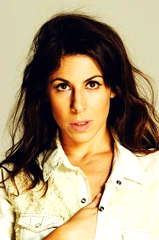 Maria Laura Nogueira profile picture