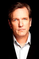 Martin Donovan profile picture