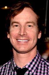 Rob Huebel profile picture