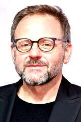 Samuel Finzi profile picture